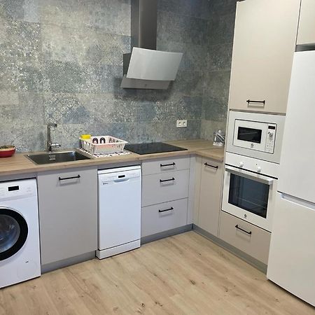 Apartamentos Gyc Vistas A Santo Domingo 레온 외부 사진