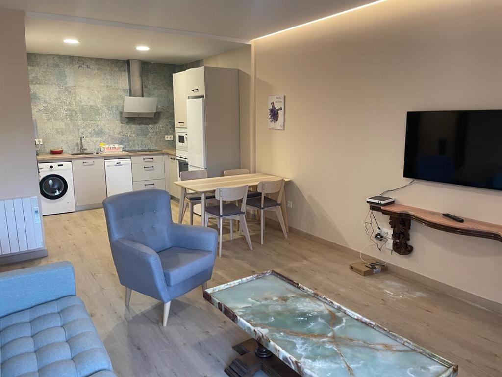 Apartamentos Gyc Vistas A Santo Domingo 레온 외부 사진