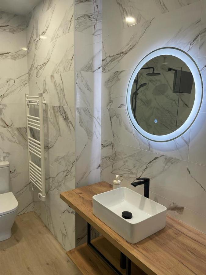 Apartamentos Gyc Vistas A Santo Domingo 레온 외부 사진